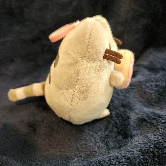 Gund Pusheen The Cat Cute Pink Donut Keychain Plush - Picture 9 of 10